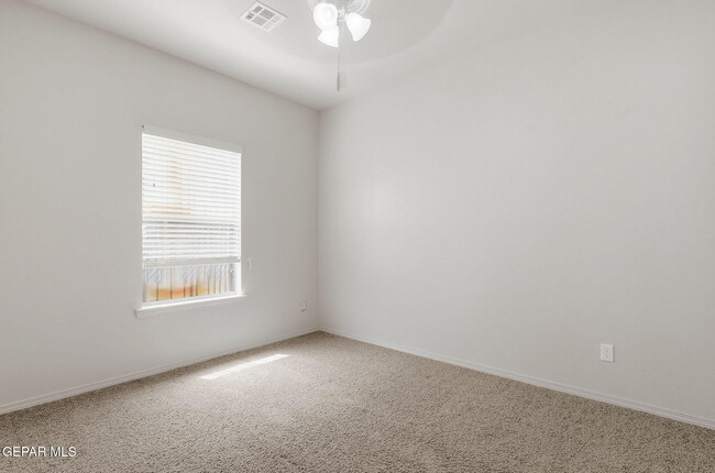 Building Photo - 13020 Stonington Ln