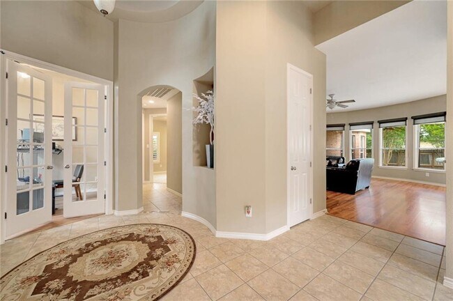 Building Photo - 2605 Tumbling River Dr