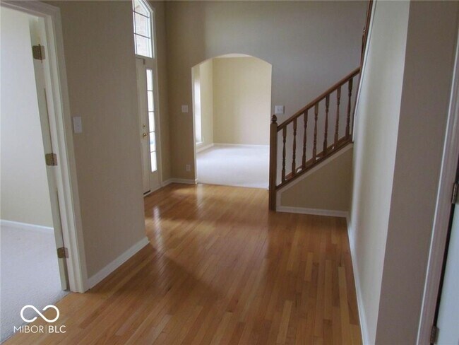 Building Photo - 411 Mari Way