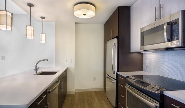 Primary Photo - 1 Canal St