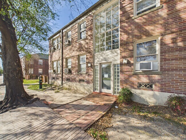 Building Photo - 1920 Richmond Ave.