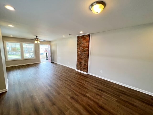 Building Photo - 332 N Chester Ave