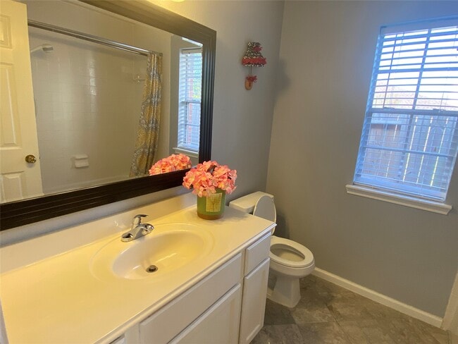 Building Photo - 20723 Spring Rose Dr