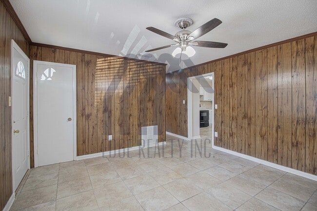 Building Photo - 7116 Skidaway Rd