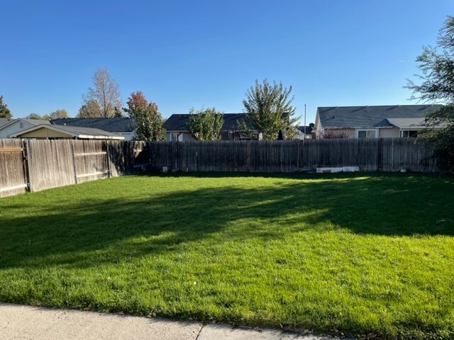 Building Photo - 11523 W Gabrielle Dr