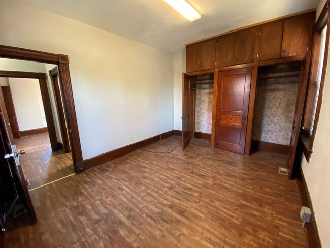 Building Photo - **$500 Security Deposit & 1st Month Free w...