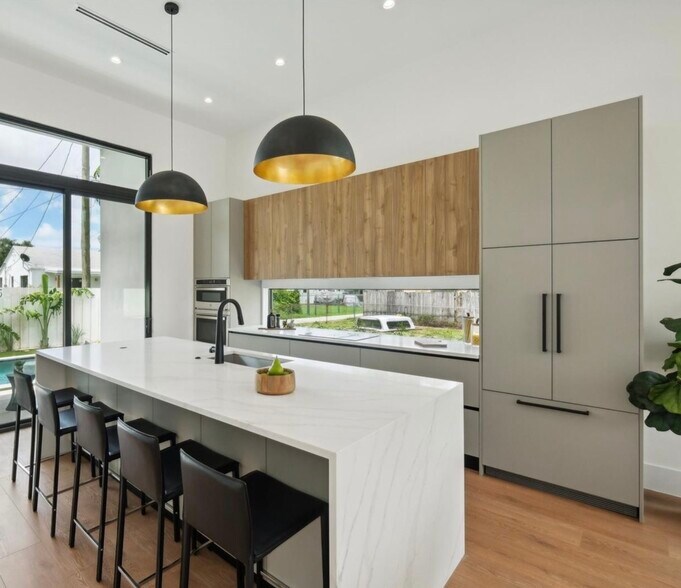 Building Photo - 510 NW 50th St