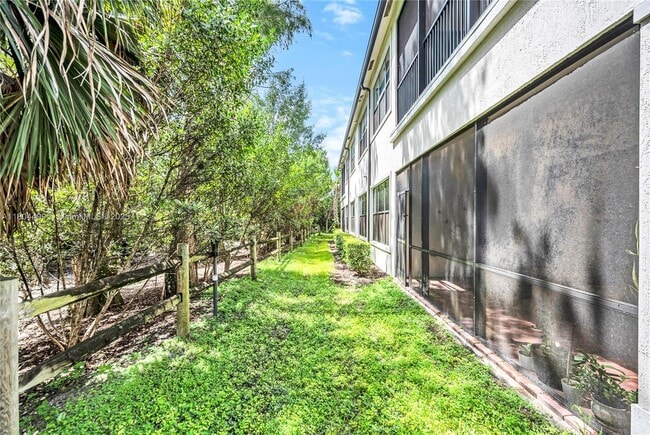 Building Photo - 9206 Passiflora Wy
