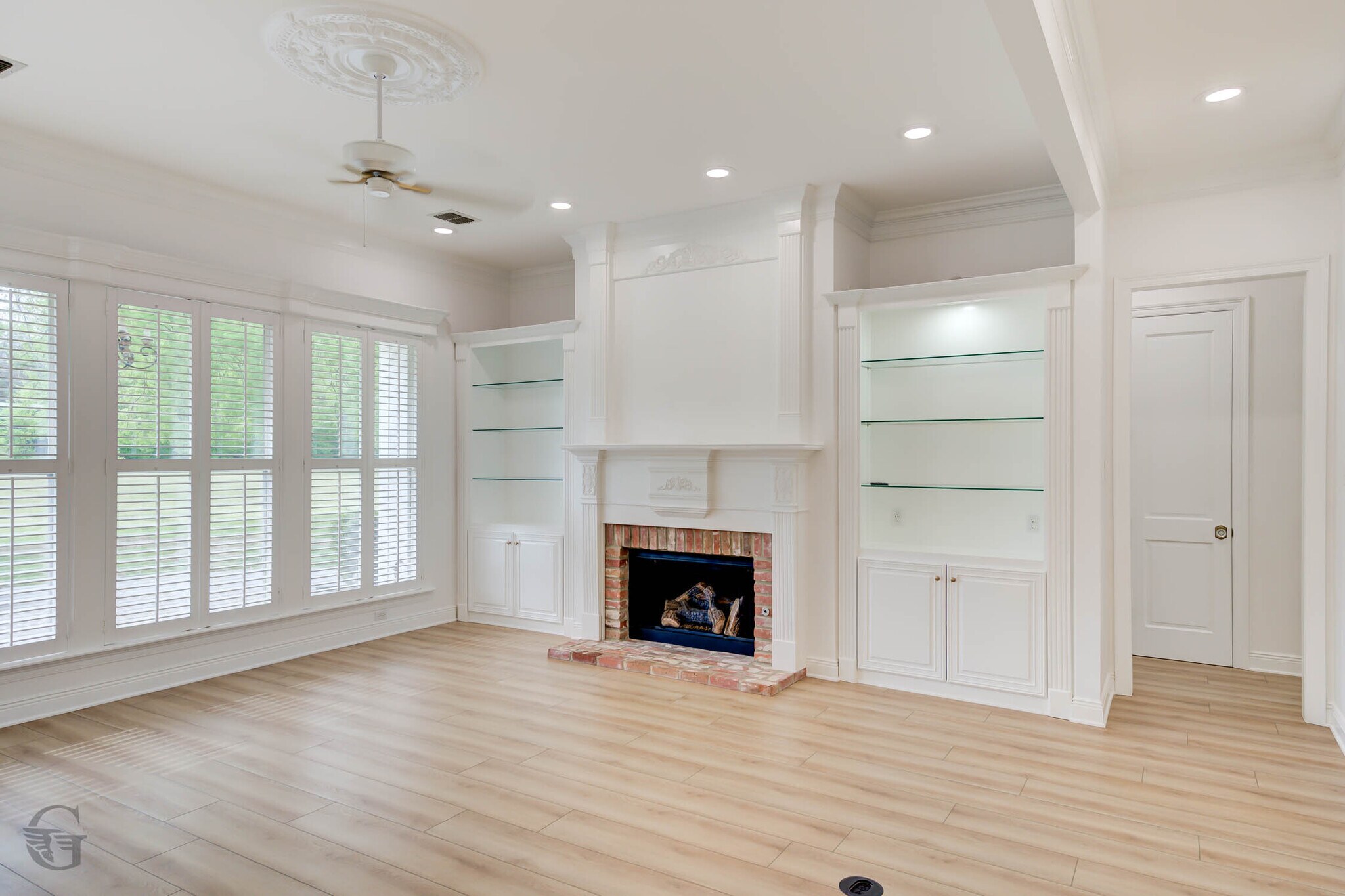 Building Photo - 316 Autumn Ridge Dr