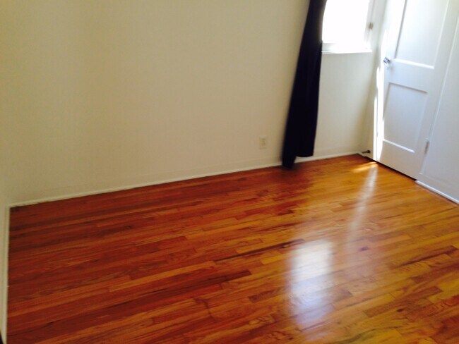 Building Photo - 1114 16th St