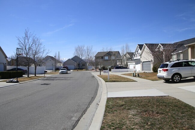Building Photo - 356 Clintwood Dr