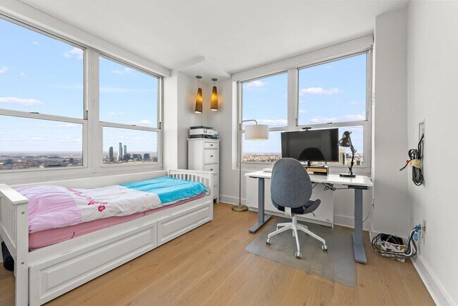 Building Photo - 88 Morgan St