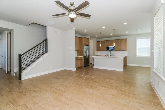 Building Photo - 2605 Sam Bass Rd