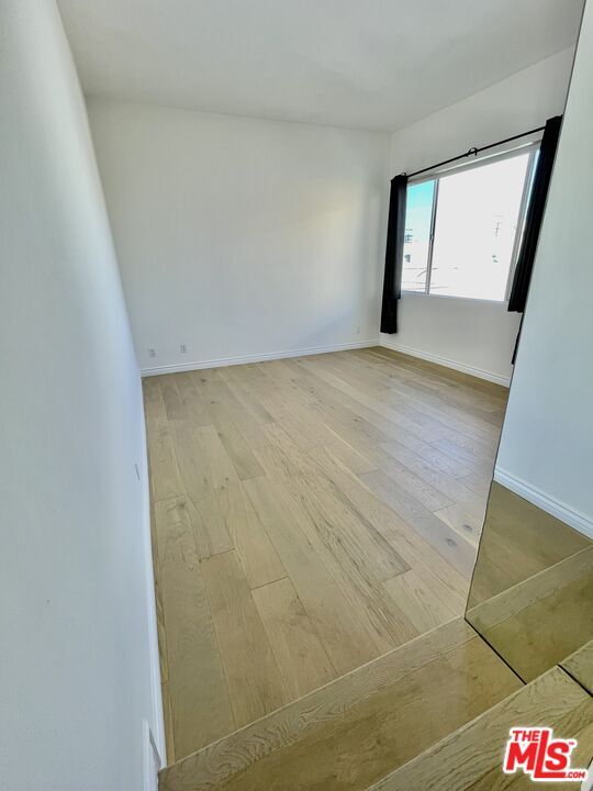 Building Photo - 3711 Ocean Front Walk