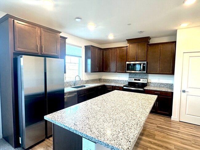 Building Photo - 8112 Moongate Wy