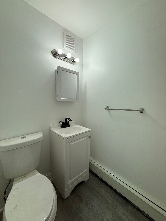 Building Photo - 1438 S 8th St