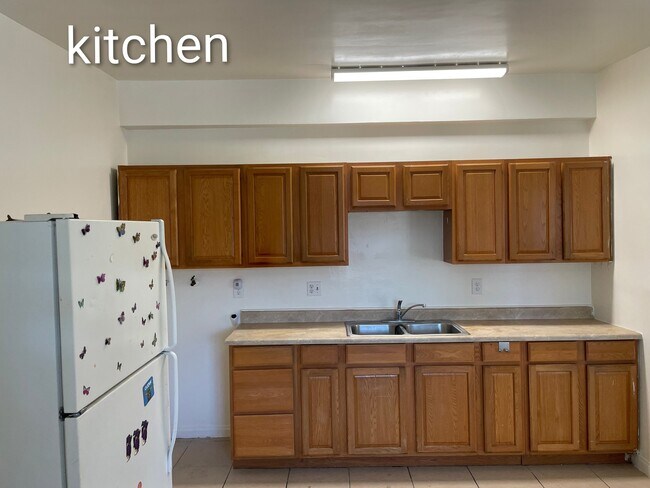 Building Photo - 34550 Cedar Ln