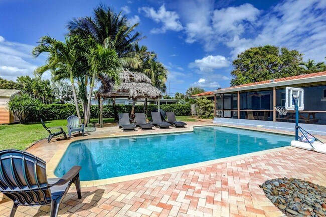 Building Photo - 7115 Venetian Way