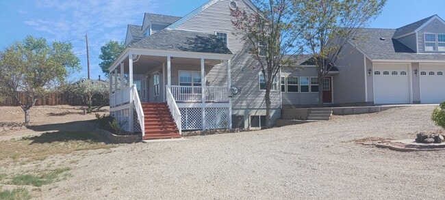 Building Photo - Spacious Home by Carson River