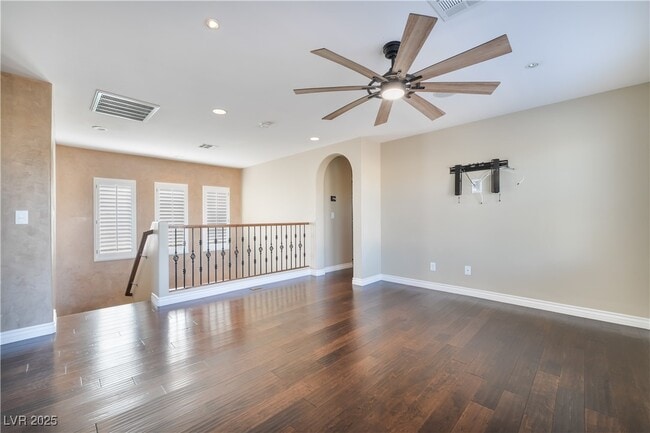 Building Photo - 9906 Stiges St