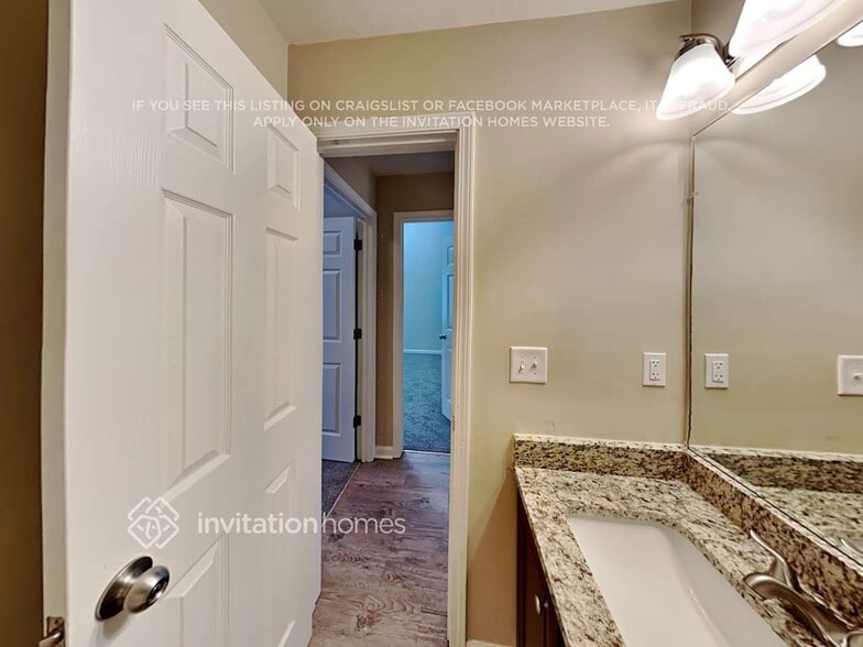 Building Photo - 209 Hidden Creek Point