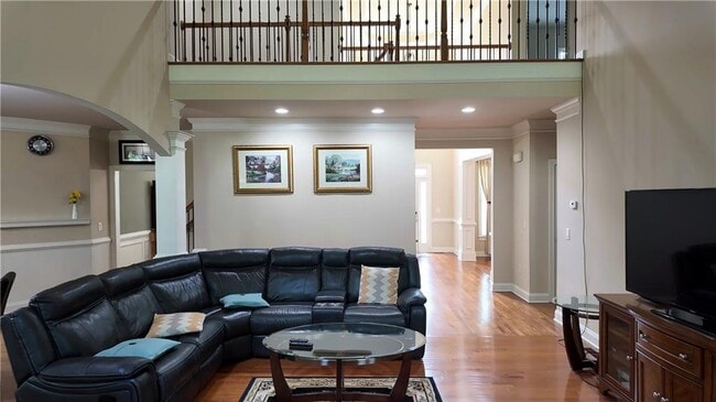 Building Photo - 5722 Ashleigh Walk Dr NW