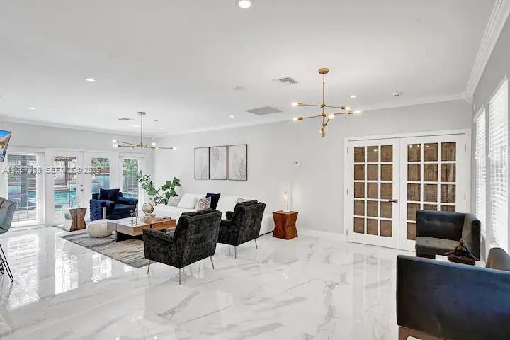 Building Photo - 247 SW 5th St