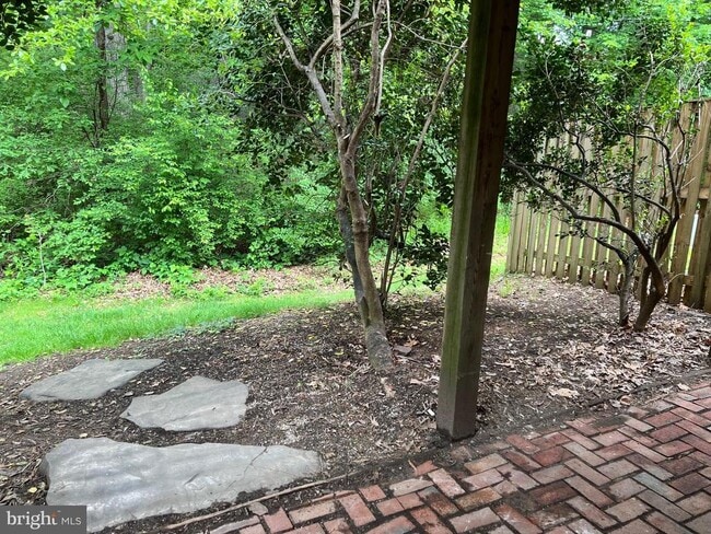 Building Photo - 3300 Stone Heather Ct