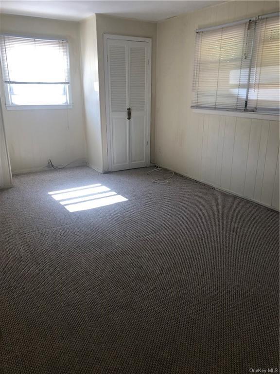 Building Photo - 40 Bluefields Ln