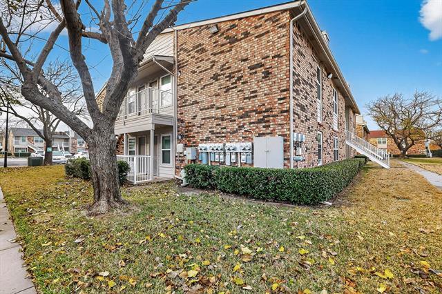 Building Photo - 2200 E Trinity Mls Rd