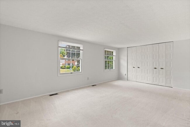 Building Photo - 8084 Winding Way Ct