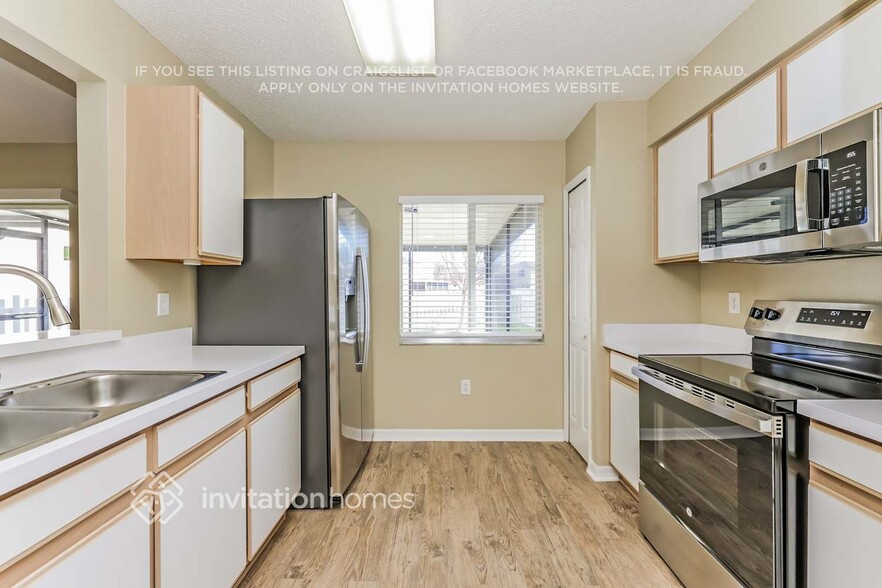 Building Photo - 27144 La Jolla Way