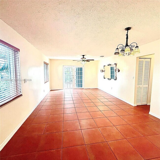 Building Photo - 11900 SW 6th St