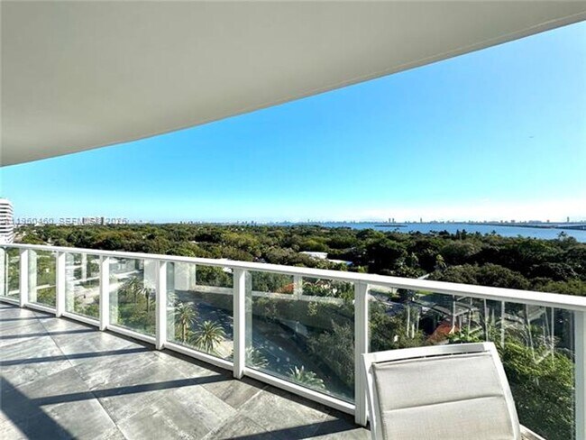 Building Photo - 4250 Biscayne Blvd