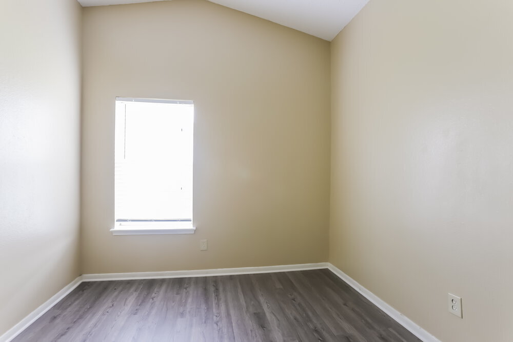 Building Photo - 7706 Ellis Dr