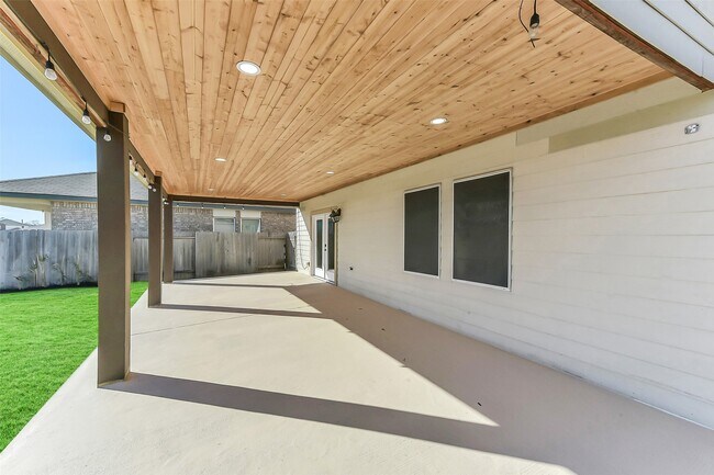 Building Photo - 13534 Wembley Heights Dr
