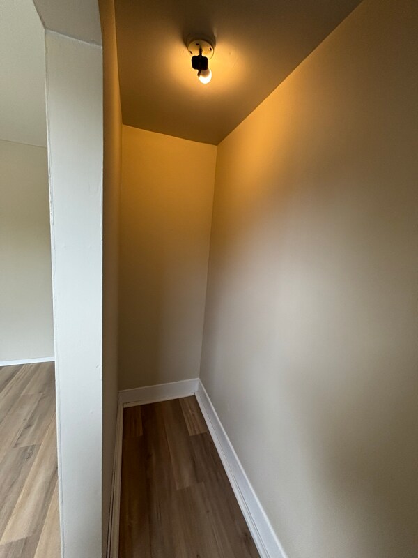 Building Photo - 238 Schiller St