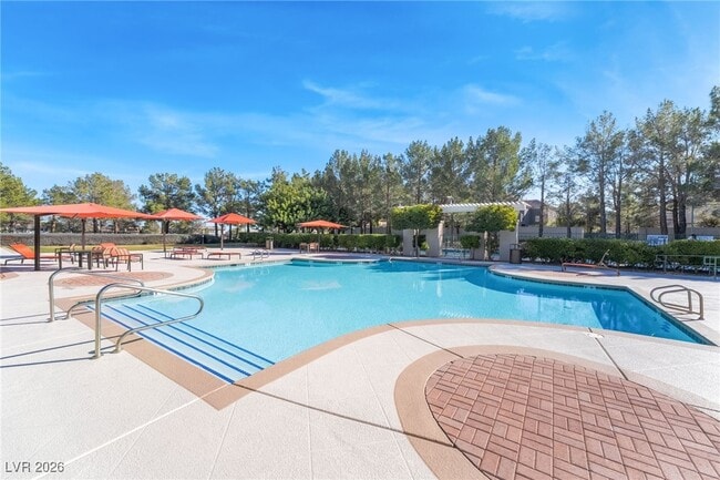 Building Photo - 904 Pont Chartrain Dr