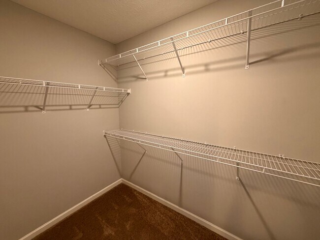 Building Photo - 2 Bedroom, 2.5 Bath Townhome in Antioch - Available Now!