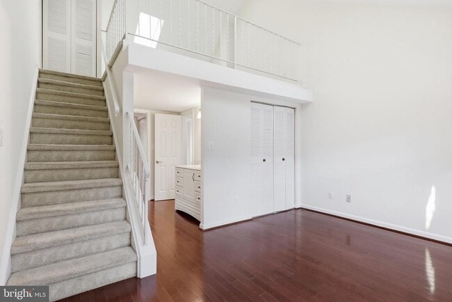 Building Photo - 9504 Dunbrook Ct