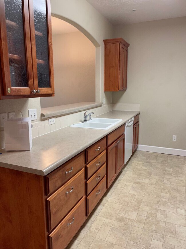 Building Photo - Beautiful/Quick I-25 Access 2 Bed 2 Bath Condo in Wellington
