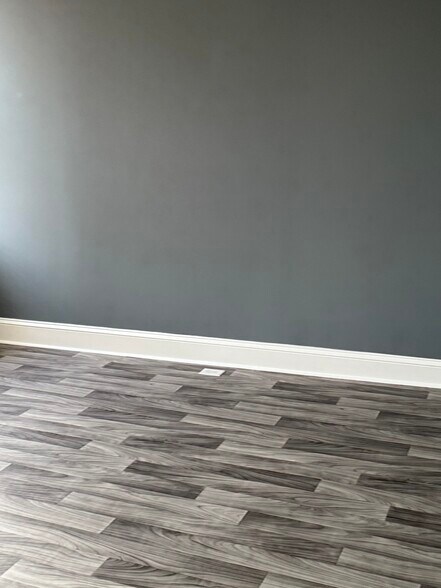Building Photo - 2536 Loyola Southway