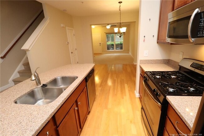 Building Photo - 8011 Sunset Branch Ct