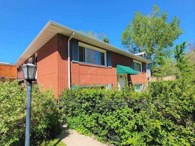 Building Photo - 1305 2nd Ave N