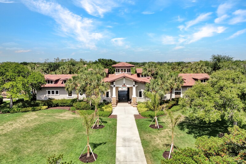 Building Photo - 12699 Fairington Way