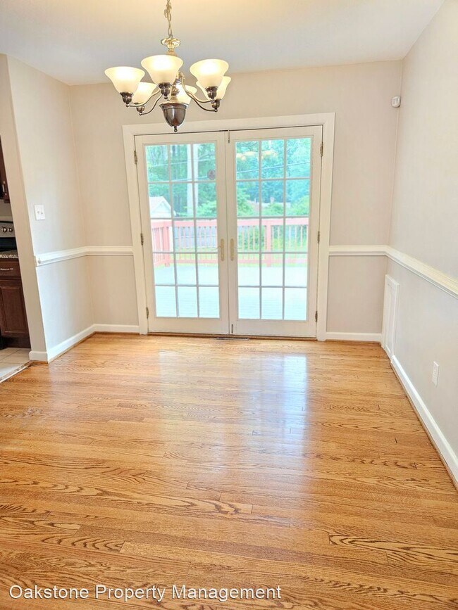 Building Photo - 3 br, 1 bath House - 7508 Mayland Dr.