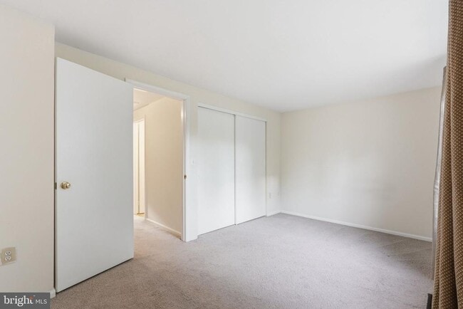 Building Photo - 129 Bickel Ct