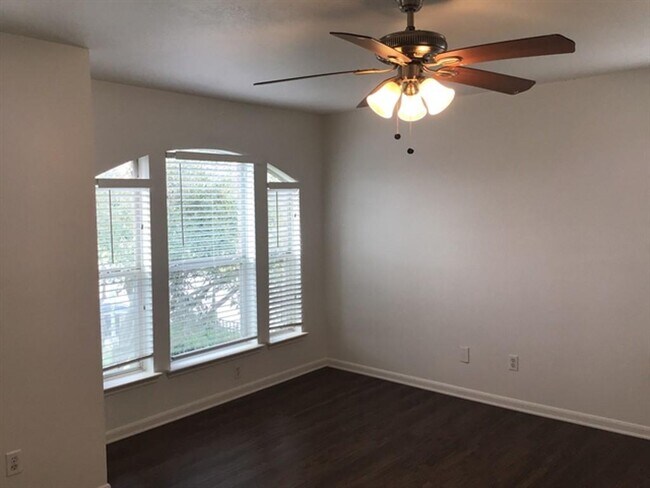 Building Photo - 5403 Coastal Way