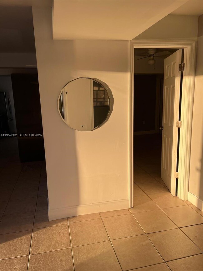 Building Photo - 3721 SW 62nd Ave