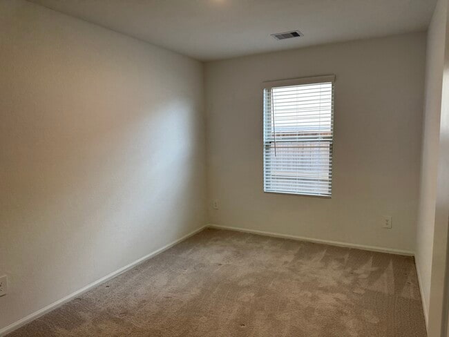 Building Photo - 2737 Cadiz Bay Dr